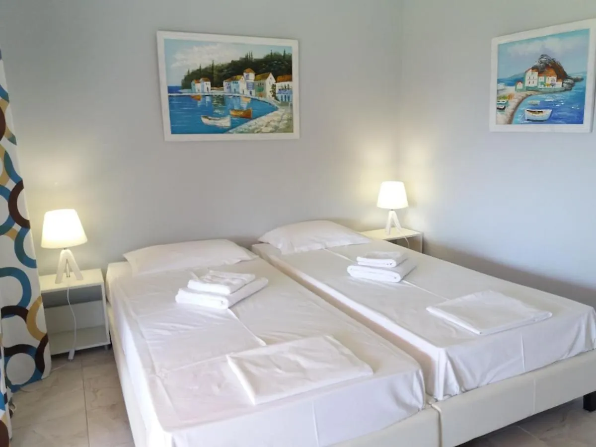 Apartment Lovely Home Seafront Kalyves Polygyrou